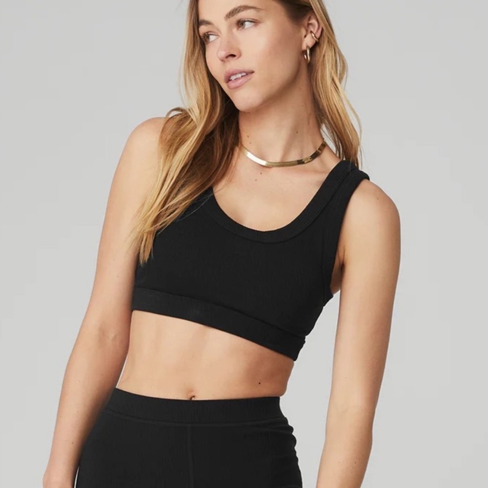 Alo Yoga Wellness Bra in Black